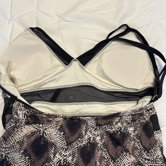 Bleu Rod Beattie Cross Back Python Print Mesh Inserts One Piece Swimsuit Size 8 - Picture 7 of 7